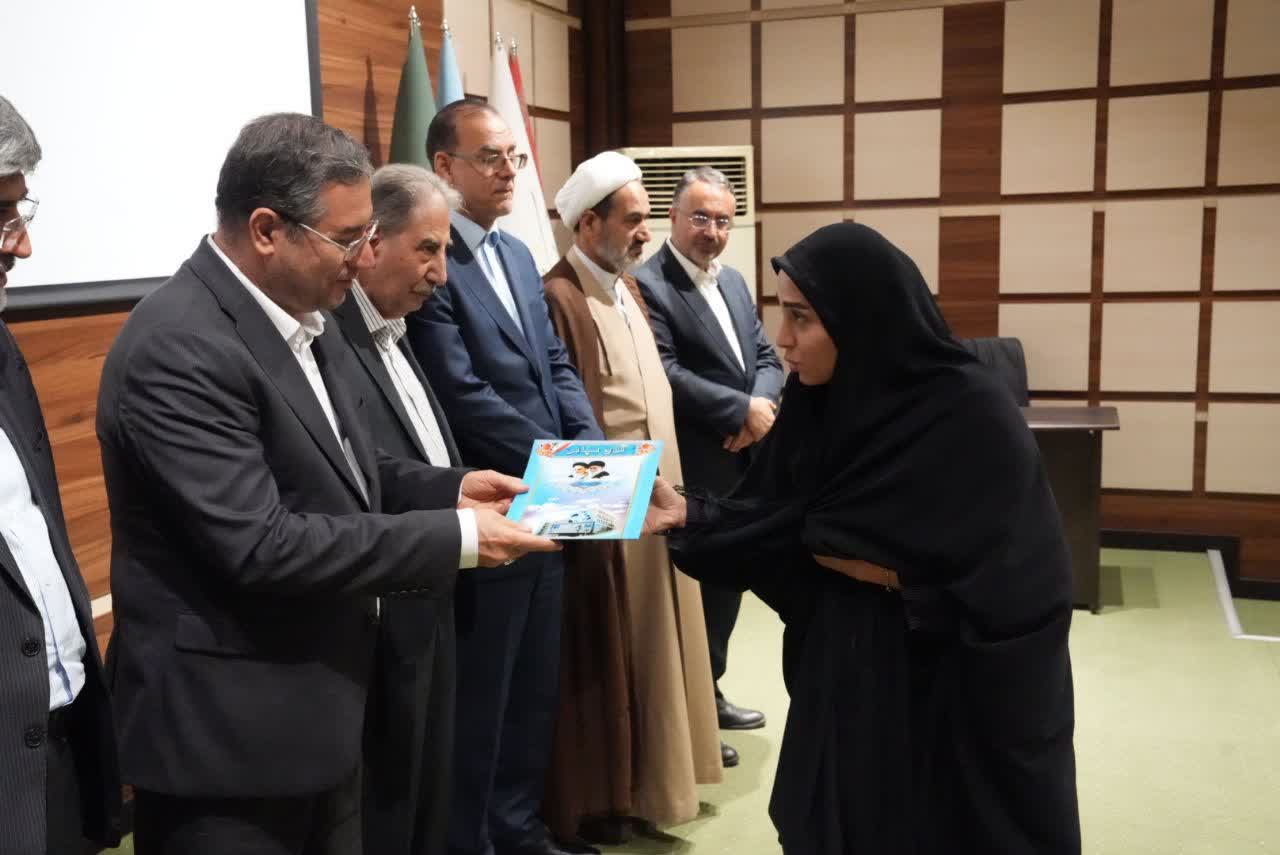 تجلیل از قضات و کارکنان نمونه دادگستری آذربایجانغربی + تصاویر