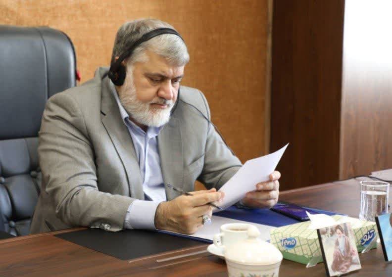 حضور استاندار آذربایجانغربی در سامانه تلفنی 111 سامد