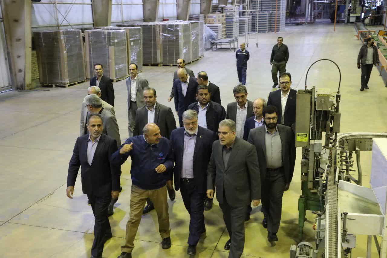 آلبوم تصویری / بازدید معاون هماهنگی امور اقتصادی و توسعه منطقهای وزیر کشور از دو واحد تولیدی و صنعتی در ارومیه