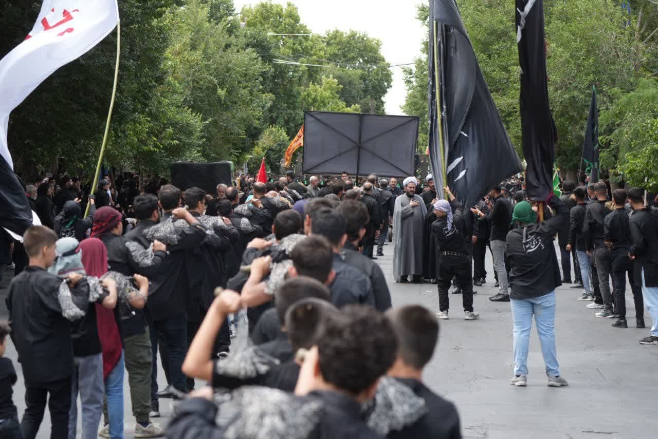 آلبوم تصویری / برگزاری آیین عزاداری عاشورای حسینی در ارومیه