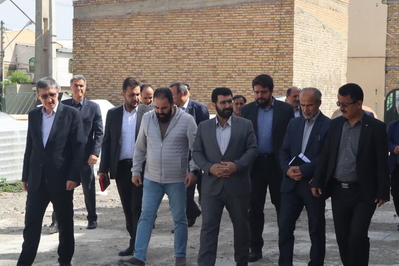 بازدید معاون هماهنگی امور اقتصادی استاندار آذربایجان غربی از روند اجرای دو طرح تولیدی در ارومیه + تصاویر
