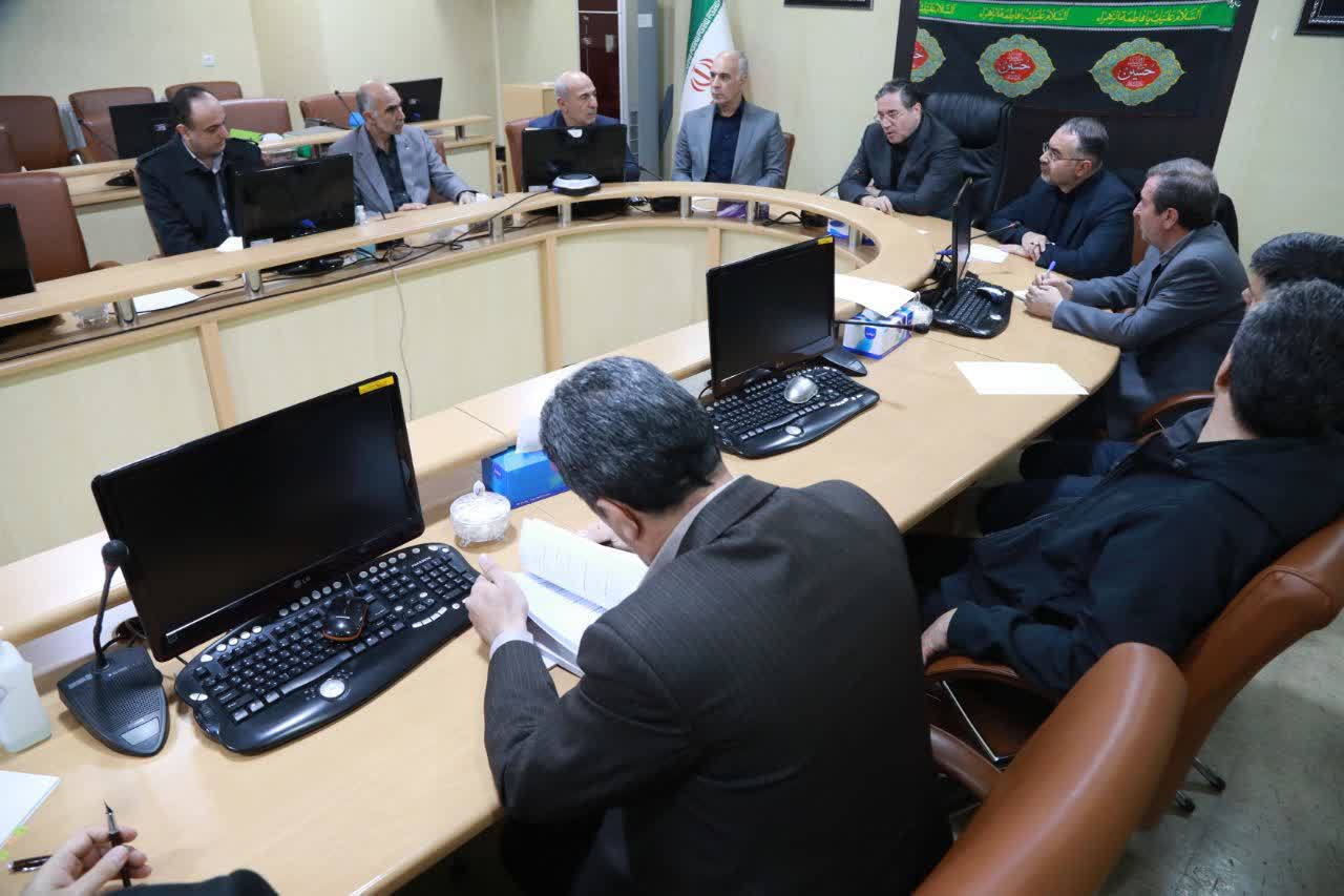 تدوین نقشه راه اقتصاد مقاومتی در آذربایجان‌غربی