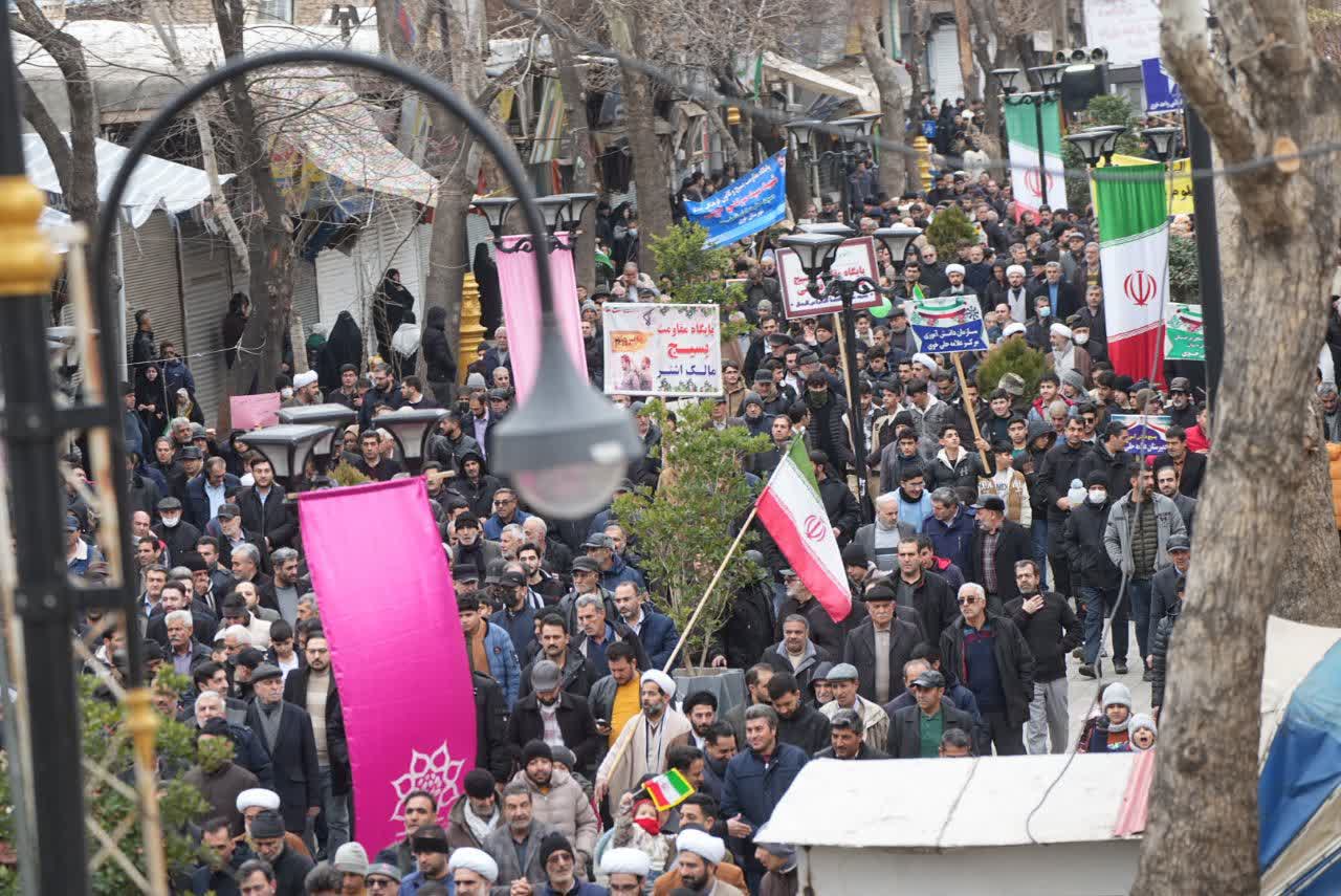 برگزاری باشکوه راهپیمایی 22 بهمن در خوی + تصاویر