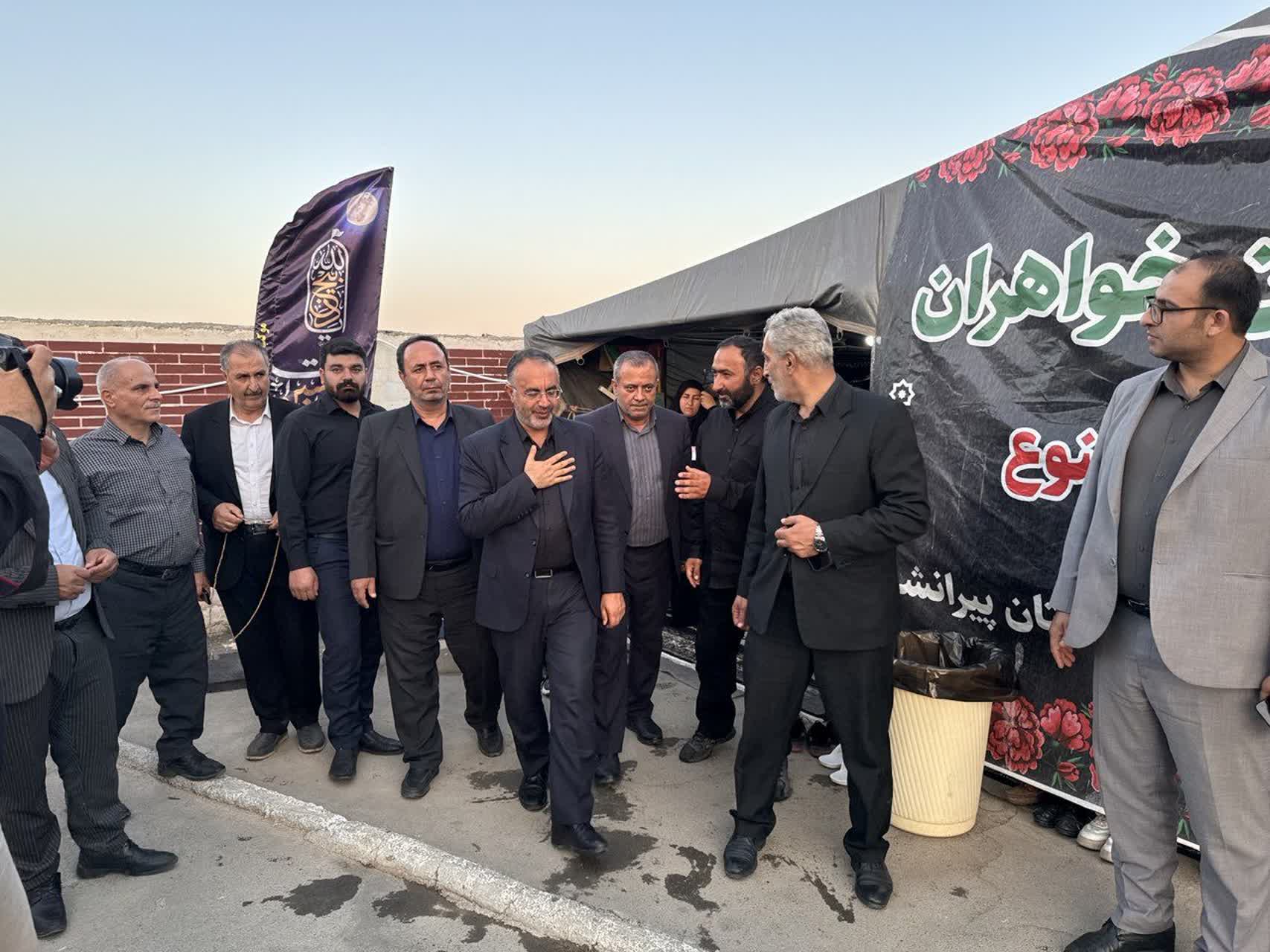 نمایش وحدت و همدلی در میزبانی از زائران اربعین در مرز تمرچین + تصاویر
