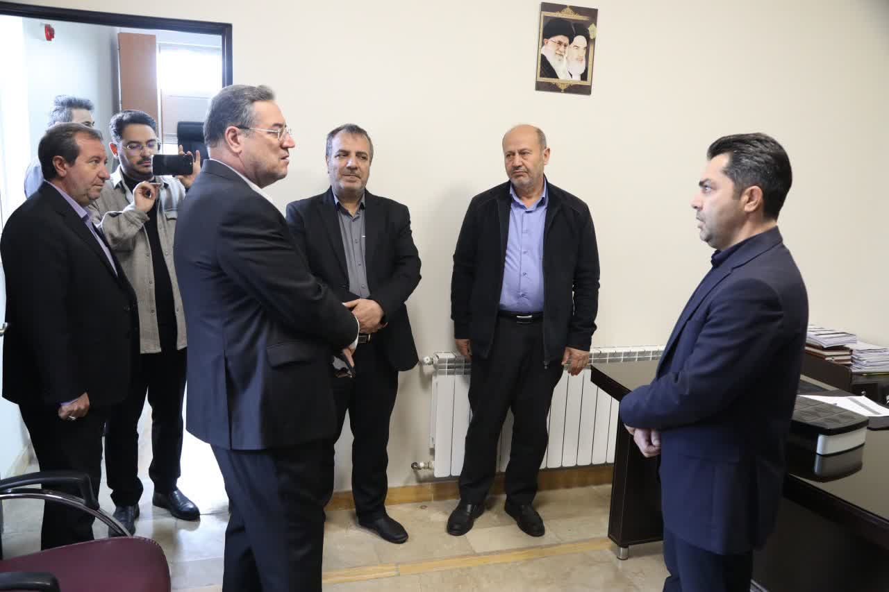 خدمت به مردم باید به یک باور اصیل در میان مدیران تبدیل شود