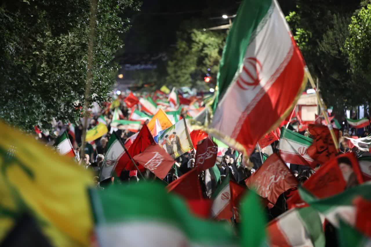 نمود غیرت، صلابت و ایستادگی غیور مردان و زنان وطندوست ارومیهای
