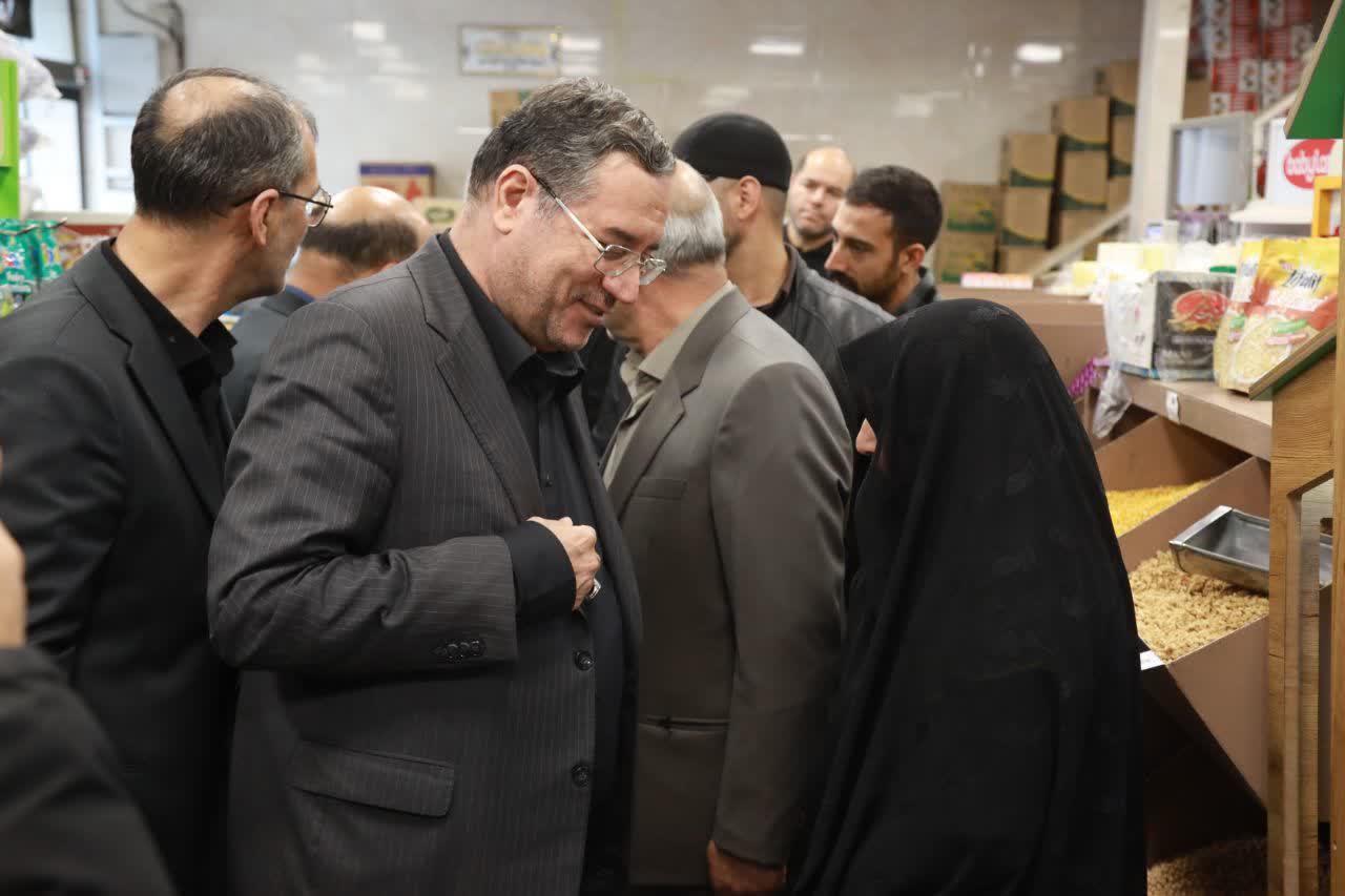 نظارت میدانی استاندار آذربایجان‌غربی بر بازار ارومیه + تصاویر