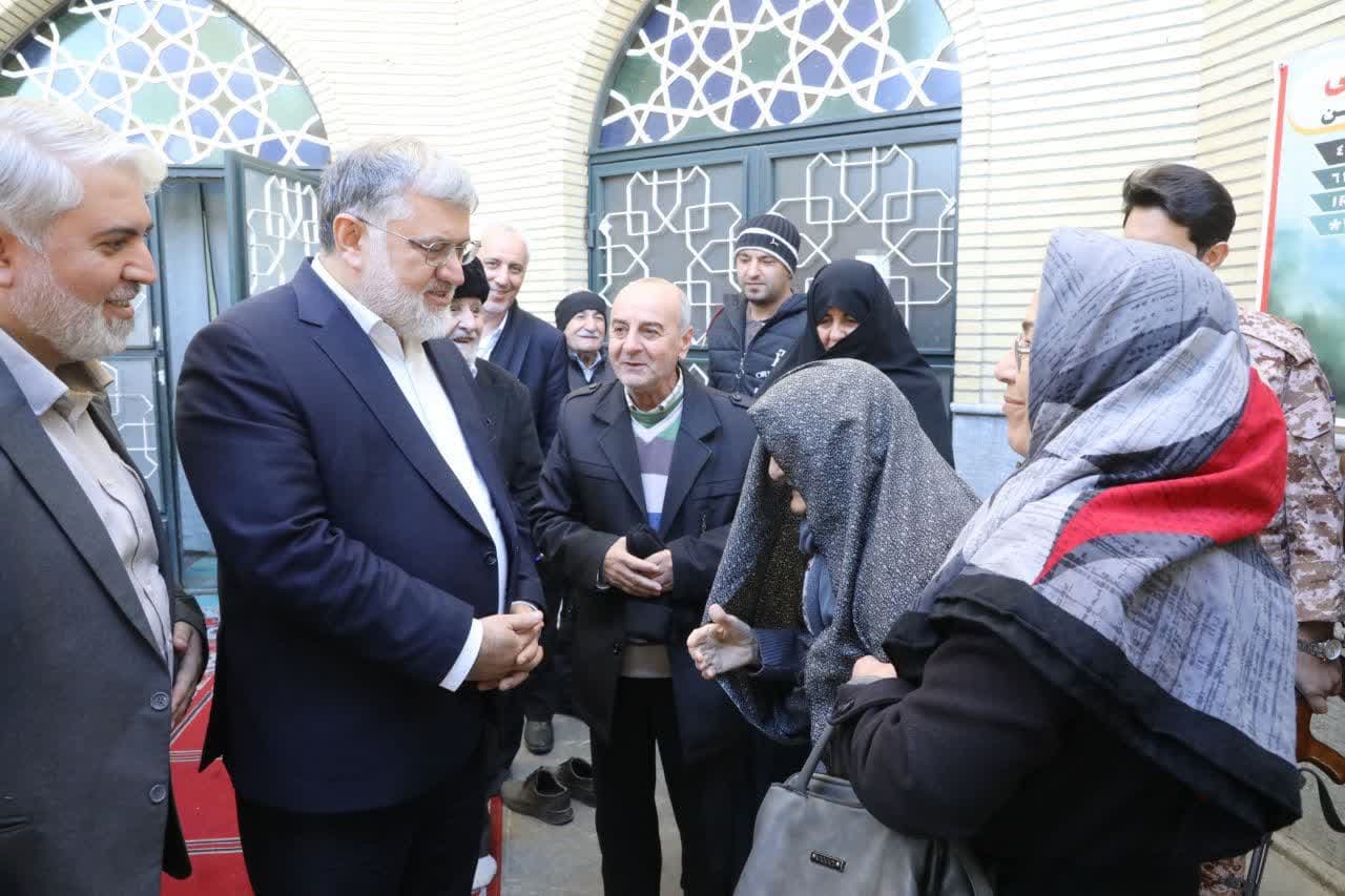 آلبوم تصویری / بازدید استاندار آذربایجانغربی از شعب اخذ رای در ارومیه
