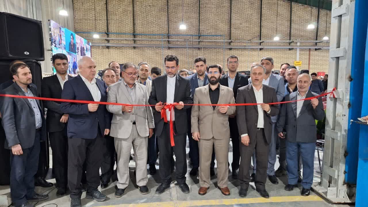 بازدید معاون هماهنگی امور اقتصادی استاندار آذربایجان غربی از سه واحد تولیدی و صنعتی در خوی + تصاویر