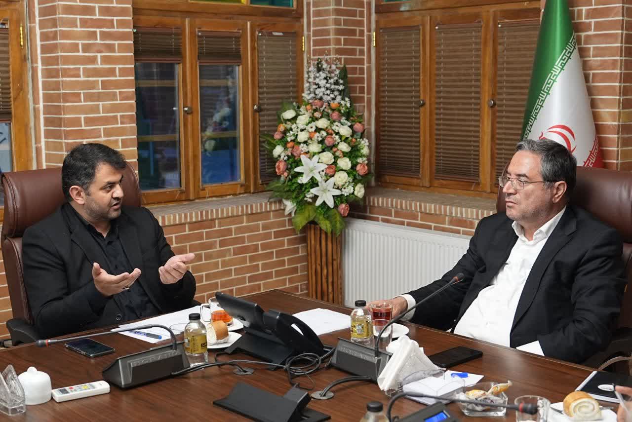 دیدار شهردار و مدیران شهرداری ارومیه با استاندار آذربایجان‌غربی + تصاویر