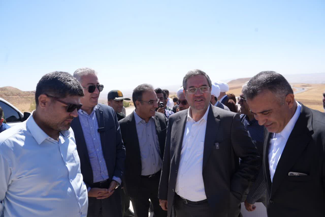 بازدید استاندار آذربایجانغربی از پروژه محور شاهیندژ - تکاب + تصاویر