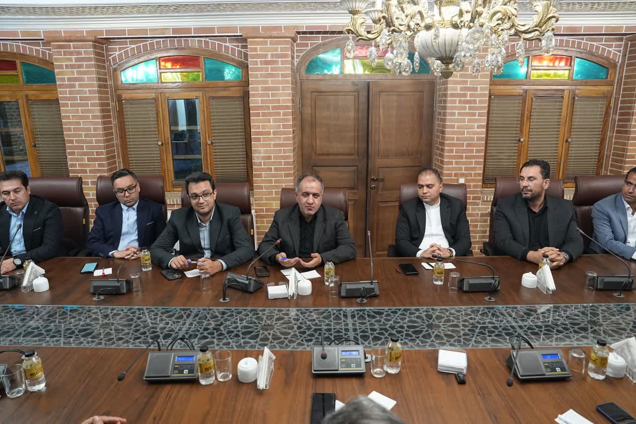 دیدار مدیرعامل شرکت انبارهای عمومی و خدمات گمرکی ایران با استاندار آذربایجانغربی + تصاویر