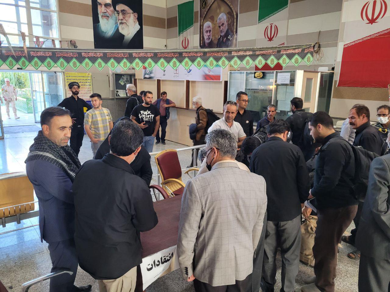 آلبوم تصویری / بازدید معاون سیاسی و اجتماعی استاندار آذربایجانغربی از روند بازگشت زائران از پایانه مرزی تمرچین