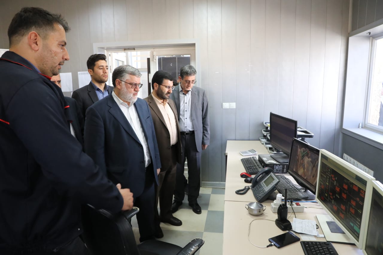 آلبوم تصویری/ بازدید استاندار آذربایجانغربی از دو واحد تولیدی و صنعتی در ارومیه