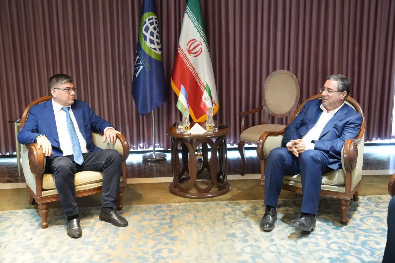 آلبوم تصویری / دیدار استاندار آذربایجانغربی با سفرای ازبکستان، اروگوئه، سریلانکا، فیلیپین و قرقیزستان