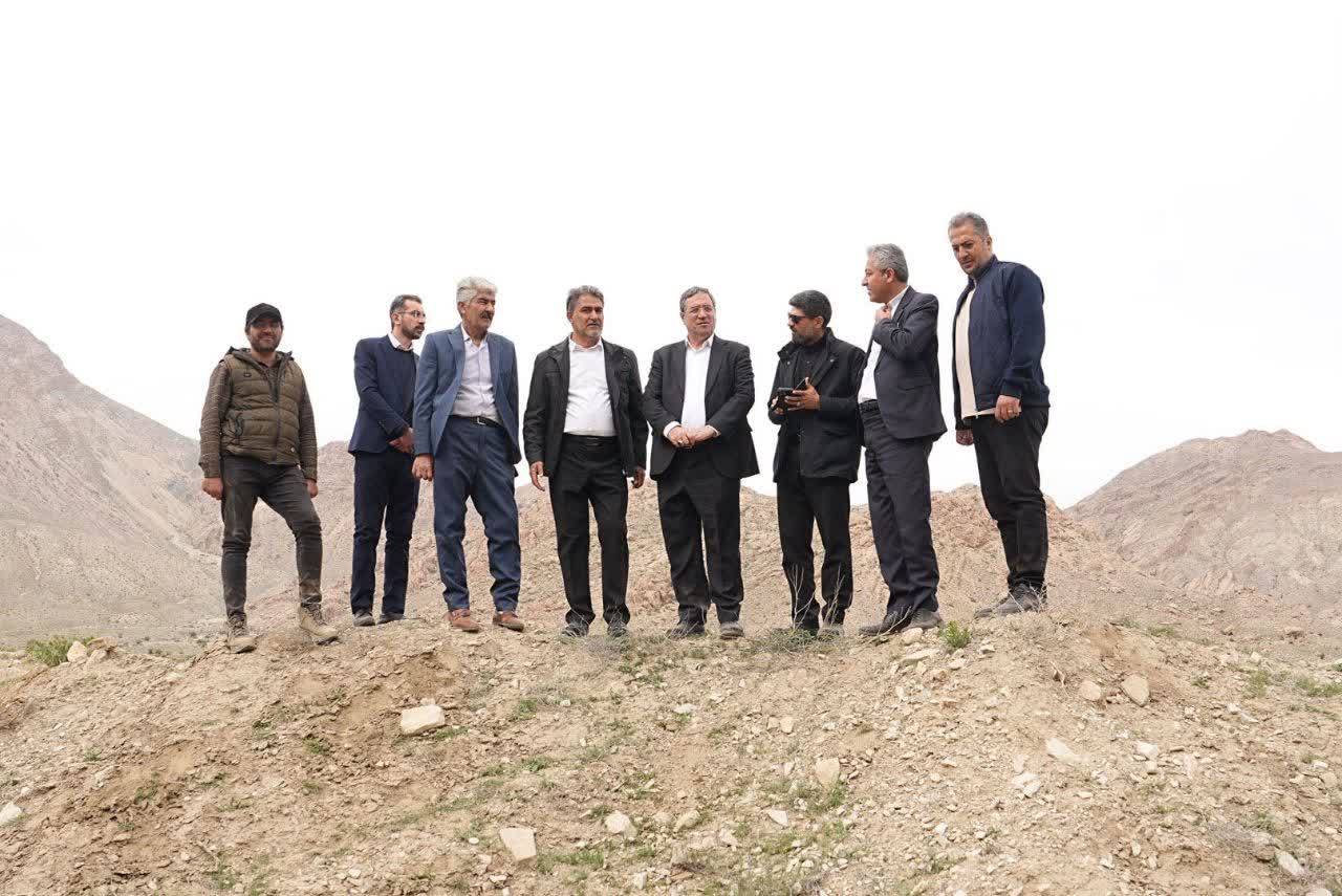 بازدید استاندار آذربایجان‌غربی از از روند اجرای پروژه سه‌راهی ایواوغلی تا گیت ورودی منطقه آزاد ماکو + تصاویر