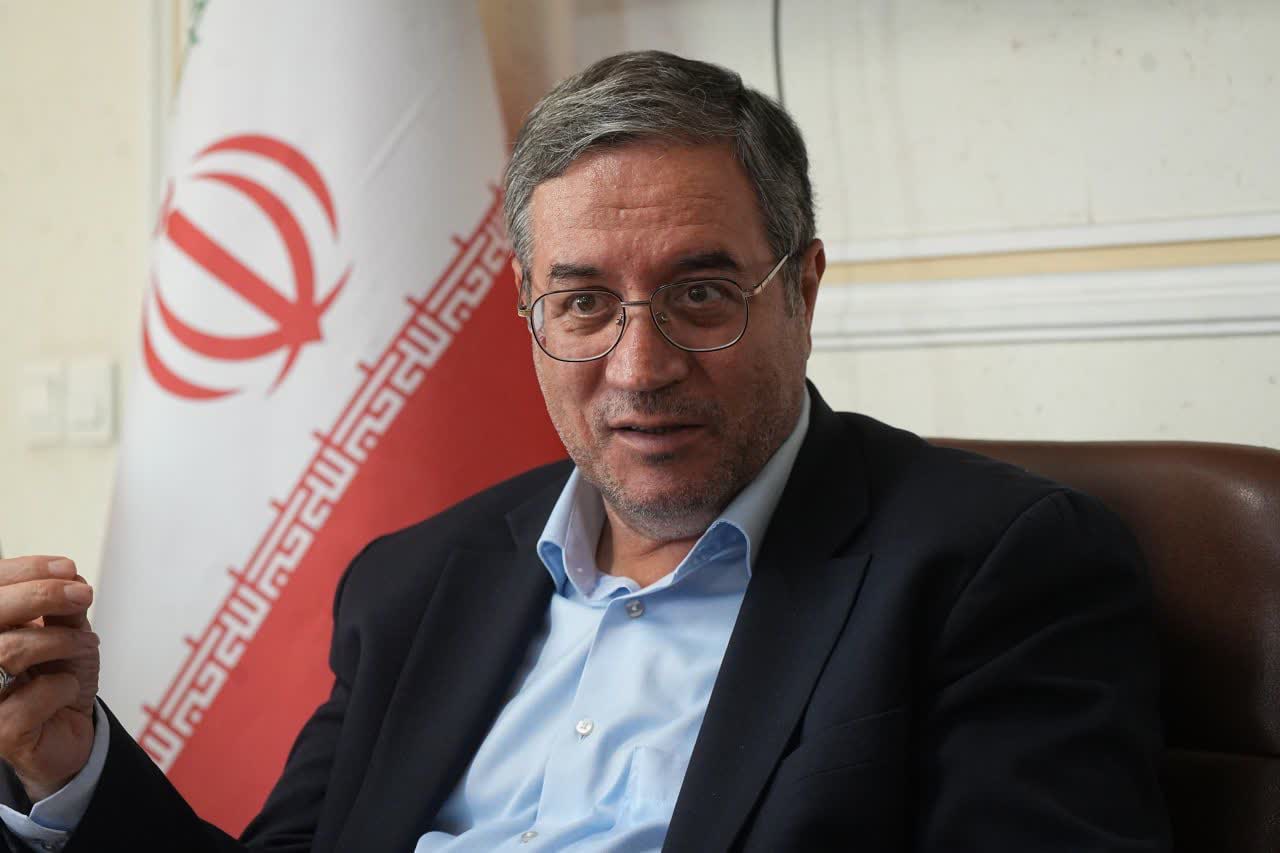 تجلیل استاندار آذربایجانغربی از فرمانده سپاه شهدای استان + تصاویر
