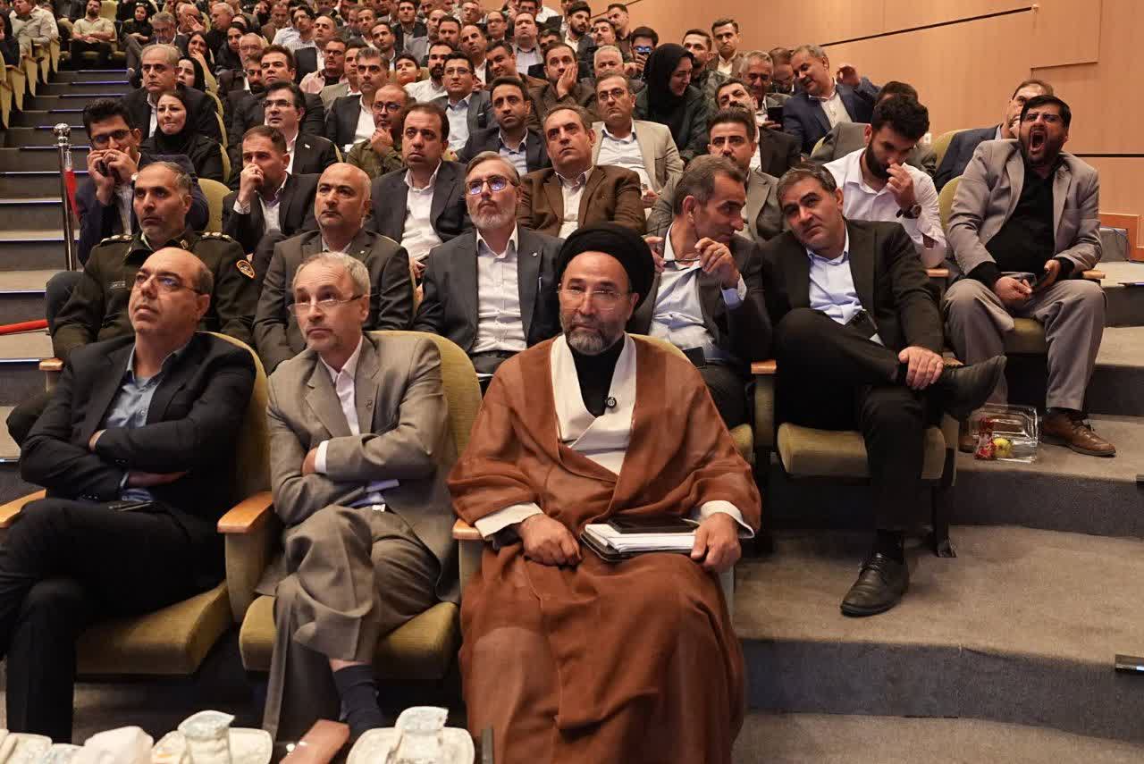 آلبوم تصویری / برگزاری آیین تجلیل از واحدهای نمونه استاندارد آذربایجانغربی