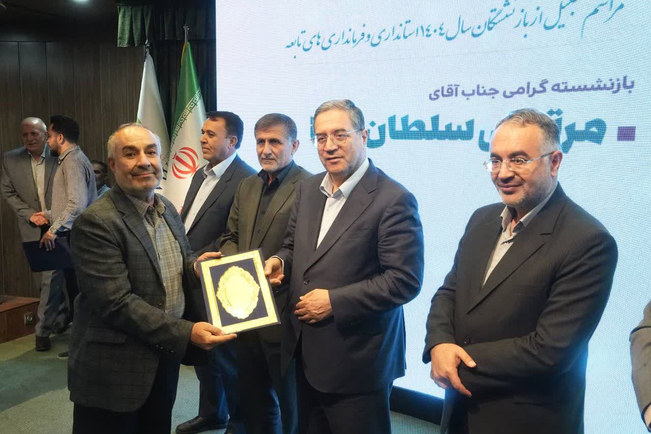 آلبوم تصویری / برگزاری آیین تکریم بازنشستگان استانداری، فرمانداریها و بخشداریهای آذربایجانغربی