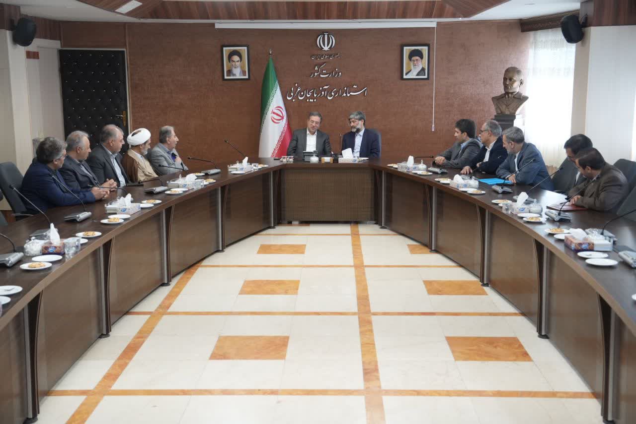 دیدار رئیس کل دادگستری استان با استاندار آذربایجانغربی + تصاویر