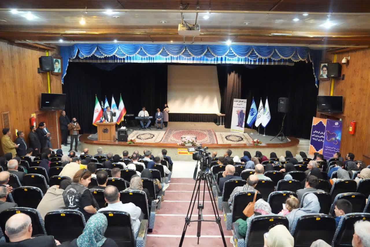 برگزاری مراسم گرامیداشت روز عصای سفید در ارومیه + تصاویر