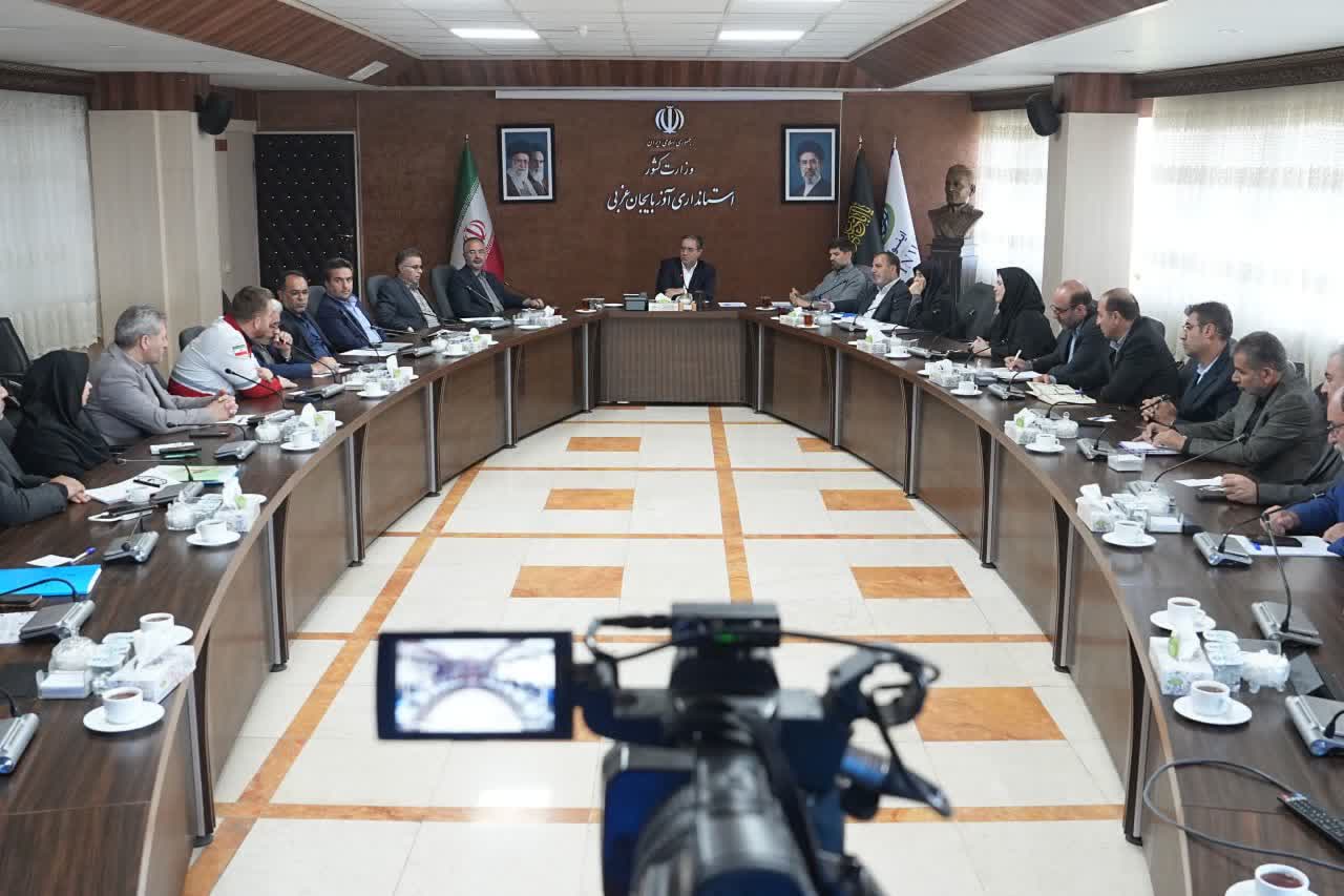 تأکید استاندار آذربایجانغربی بر همافزایی نهادهای حمایتی در رفع مشکلات نیازمندان