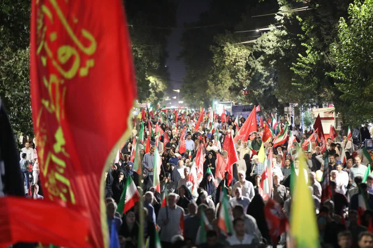 تداوم حضور شبانه شهروندان ارومیه + تصاویر