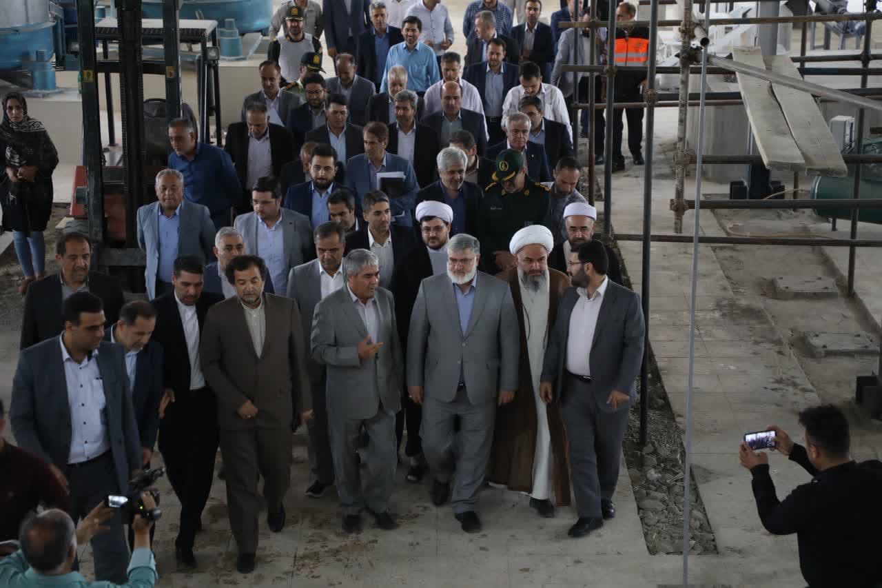 آلبوم تصویری / بازدید استاندار آذربایجان غربی از چند واحد تولیدی و صنعتی در شهرستان نقده