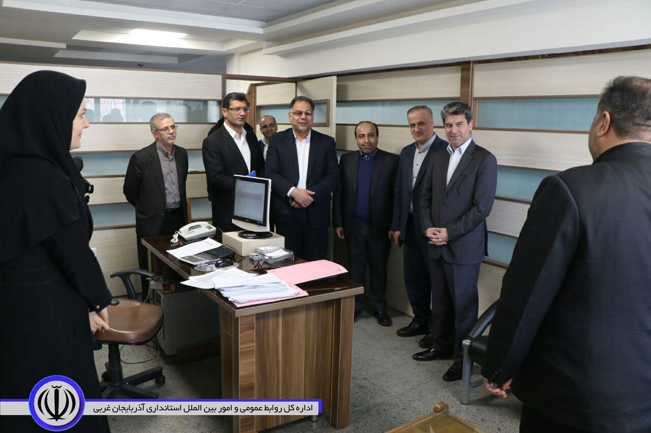 بازدید استاندار آذربایجان غربی از اداره کل امور اقتصادی و دارایی و خزانه معین استان