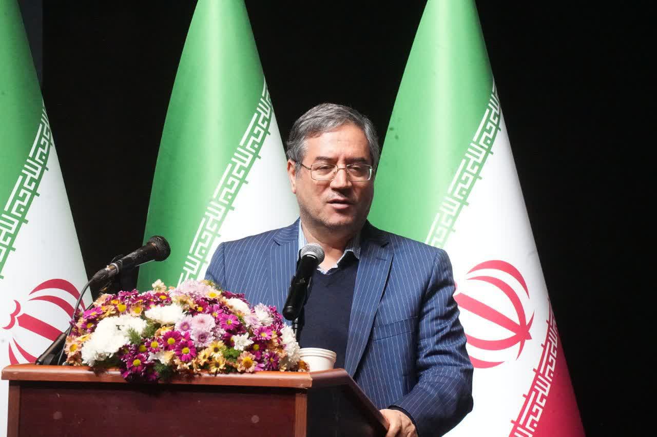 آلبوم تصویری / برگزاری رویداد استانی روشنای مهر و آیین تجلیل از بانوان تأثیرگذار آذربایجانغربی