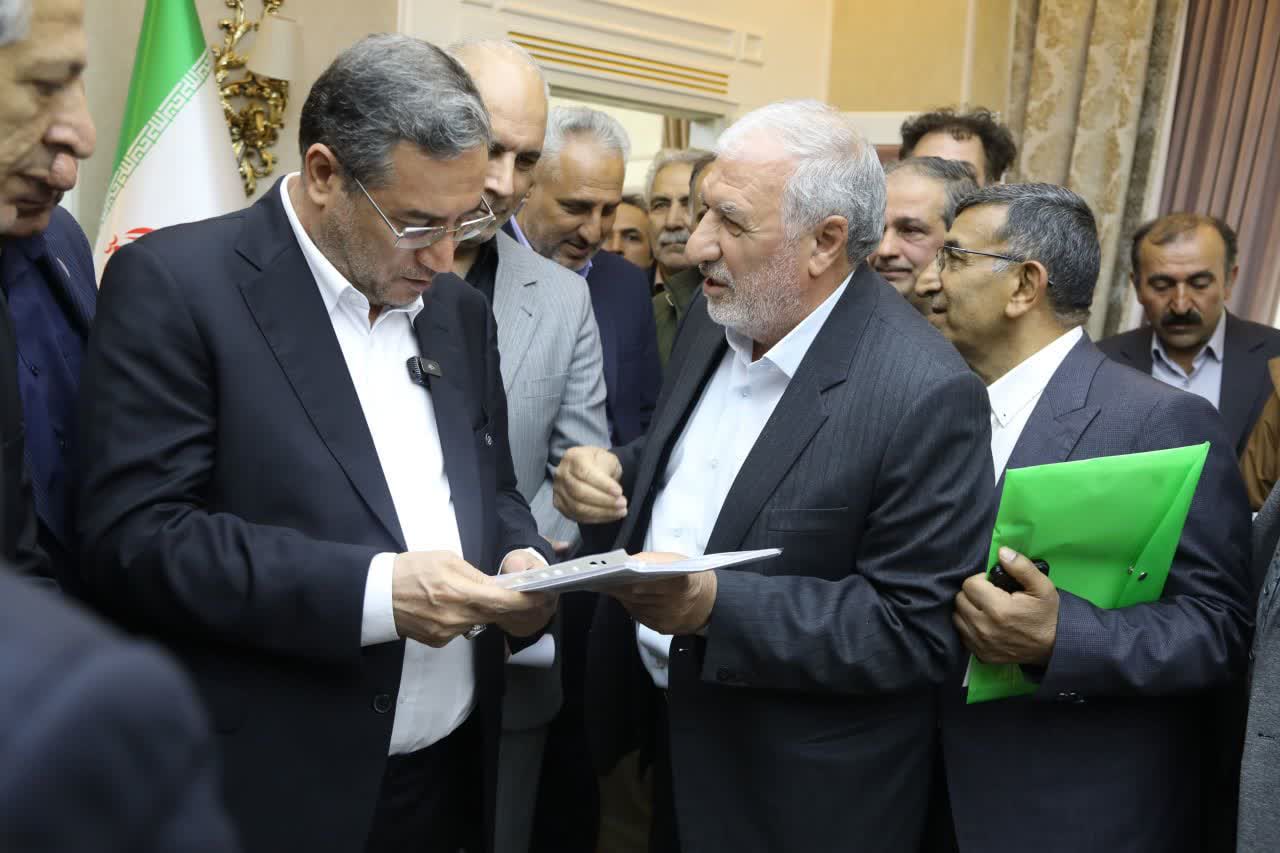 قدردانی استاندار آذربایجان‌غربی از مجاهدت اقتصادی بخش خصوصی در ایام جنگ رمضان