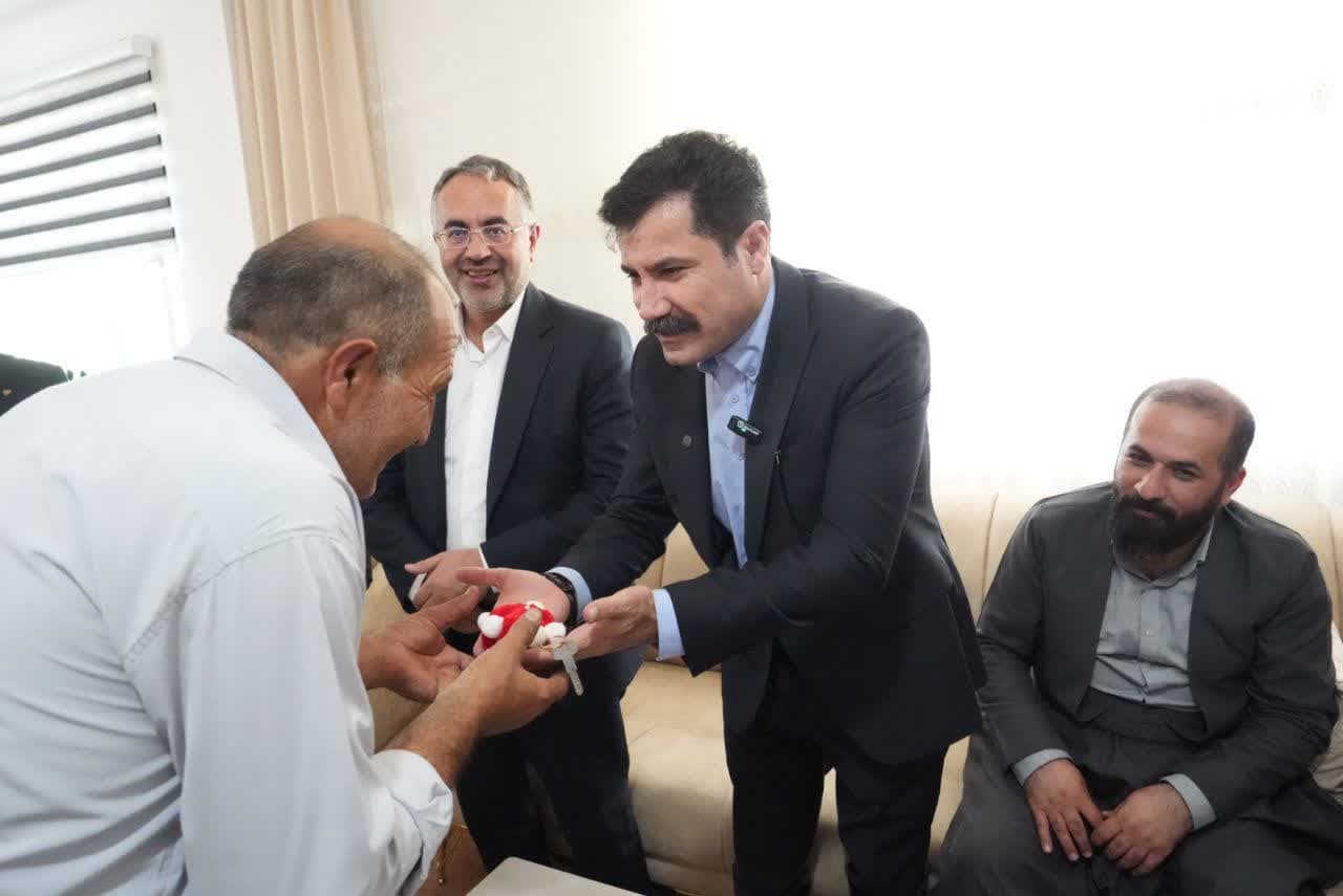 بهرهبرداری از 1000 واحد مسکن روستایی در آذربایجانغربی + تصاویر