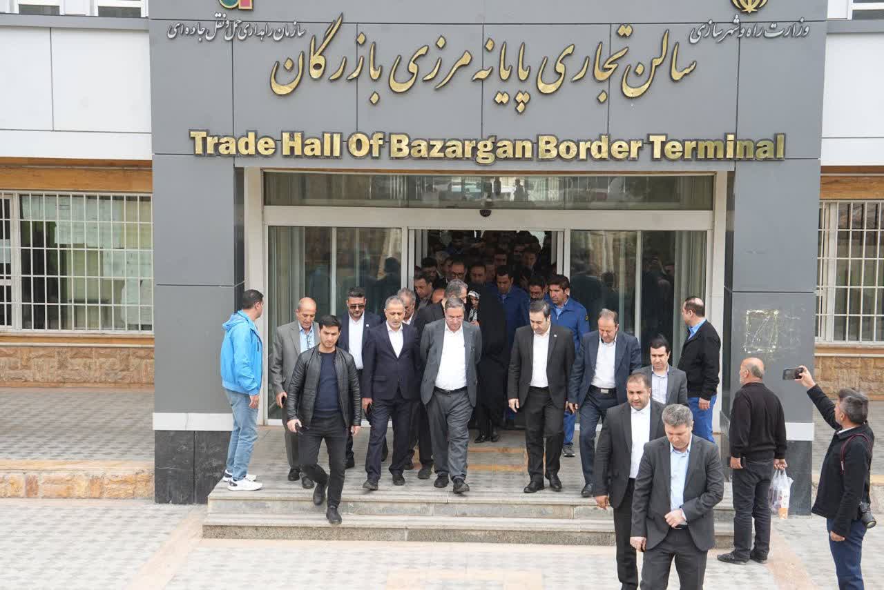 بهره‌برداری از سامانه پیشرفته ایکس‌ری کامیونی شهید باکری در مرز بازرگان + تصاویر