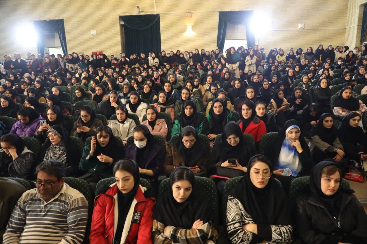 آلبوم تصویری / برگزاری آیین گرامیداشت 16 آذر و روز دانشجو در دانشگاه ارومیه