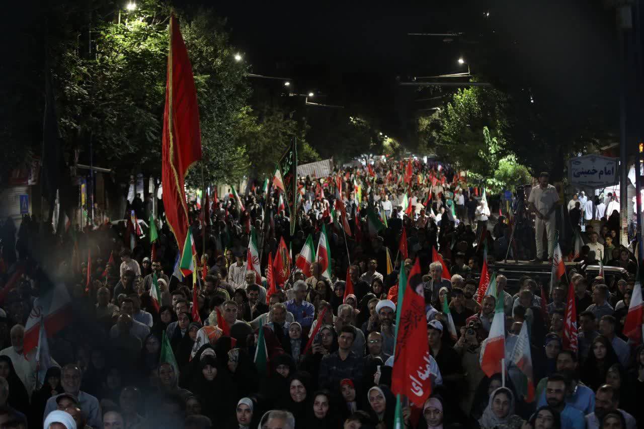 تداوم حضور شبانه شهروندان ارومیه + تصاویر