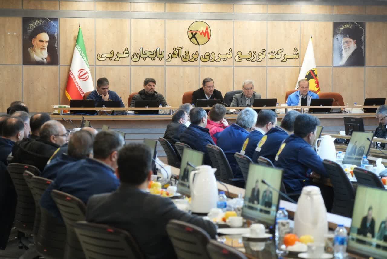 آلبوم تصویری / بازدید استاندار آذربایجانغربی از مرکز دیسپاچینگ برق استان