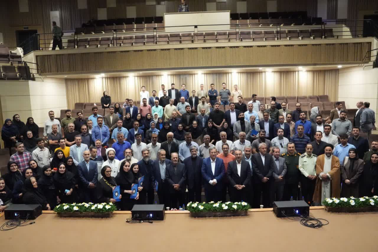 آلبوم تصویری / برگزاری آیین بزرگداشت روز خبرنگار در ارومیه