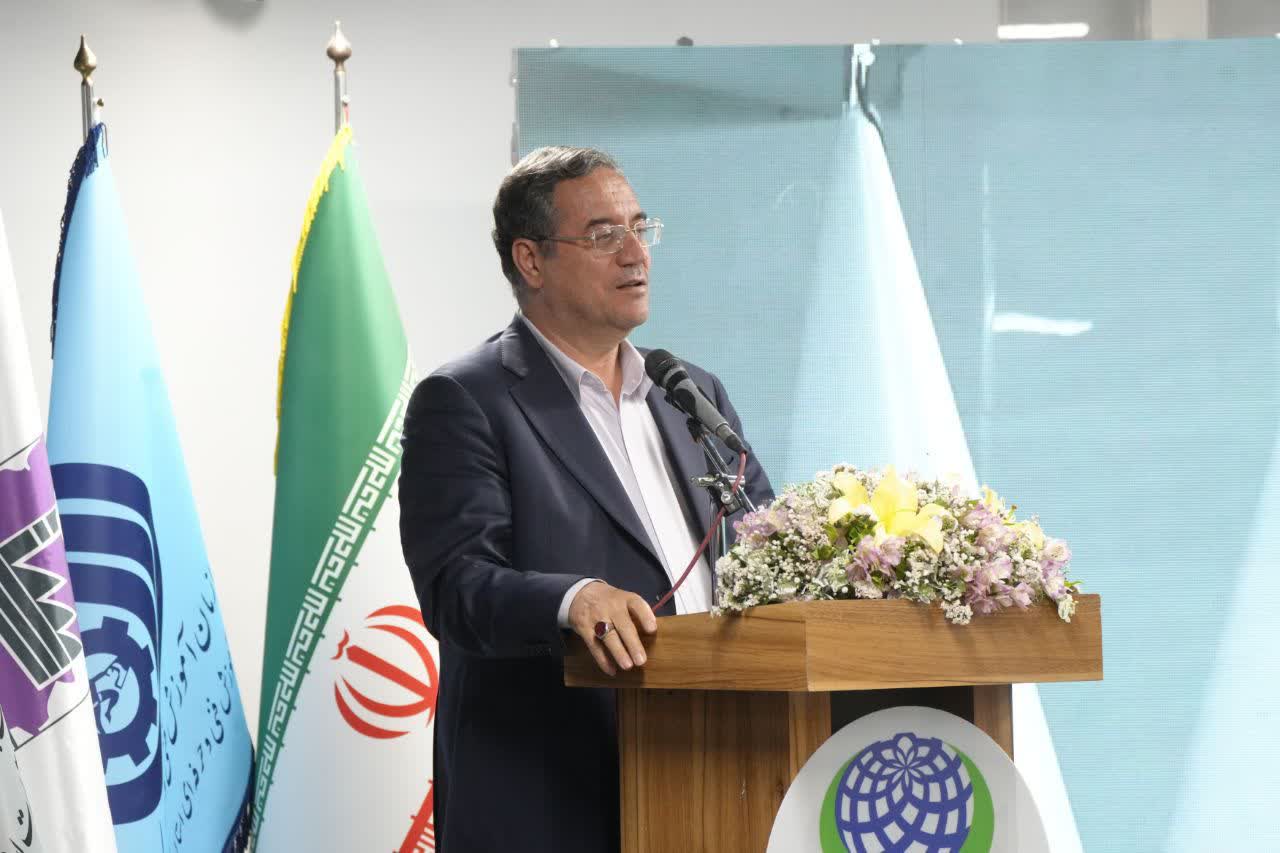 آلبوم تصویری / برگزاری آیین بهرهبرداری از مرکز ساخت و تولید طلا و جواهر در ارومیه