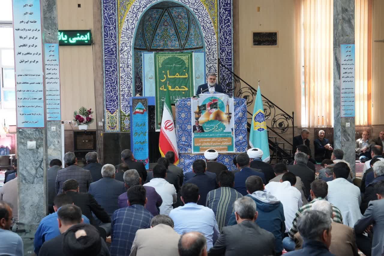 آلبوم تصویری / حضور استاندار آذربایجانغربی در اجتماع باشکوه امت رضوی شهرستان چایپاره