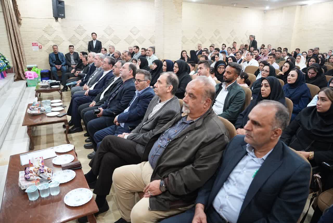 تجلیل از پرستاران به مناسبت میلاد حضرت زینب(س) در ارومیه + تصاویر