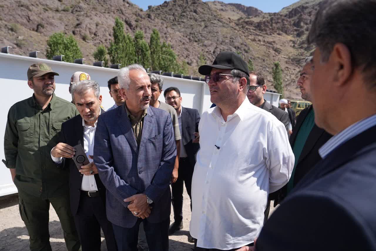 بازدید استاندار آذربایجانغربی از قطعه 2 و تقاطع 39 واریانت محور خوی - رازی + تصاویر