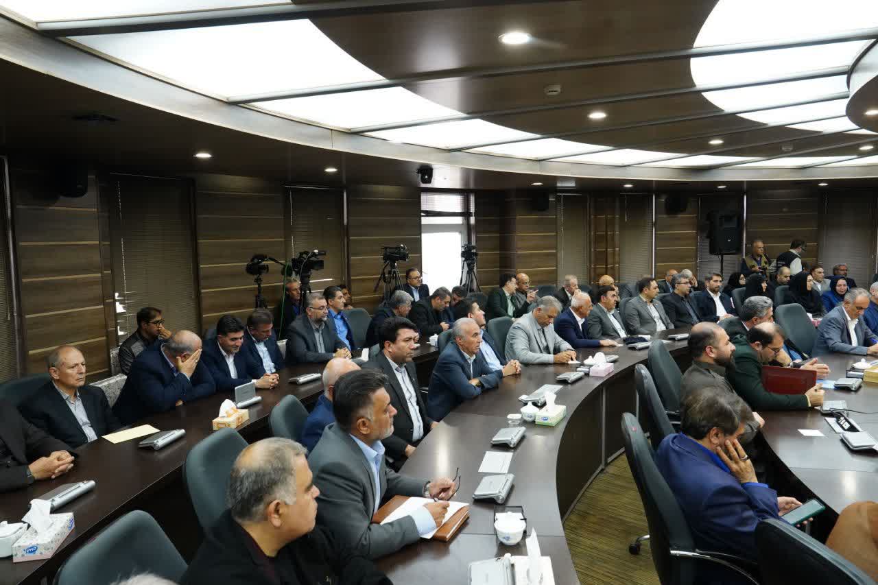 آلبوم تصویری / نشست رئیسجمهور با فعالان سیاسی آذربایجانغربی