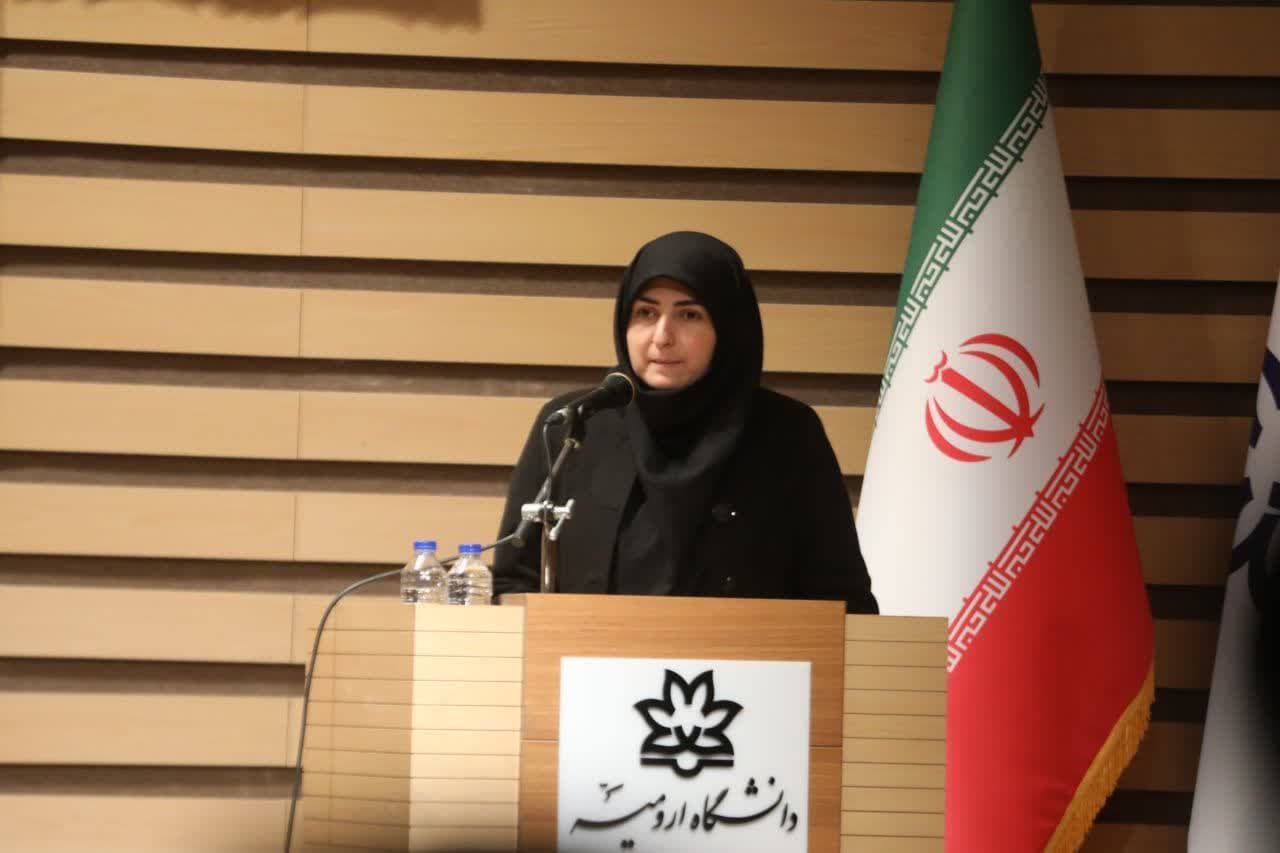 آلبوم تصویری / نشست معاون رئیس جمهور با اساتید دانشگاه های آذربایجان غربی