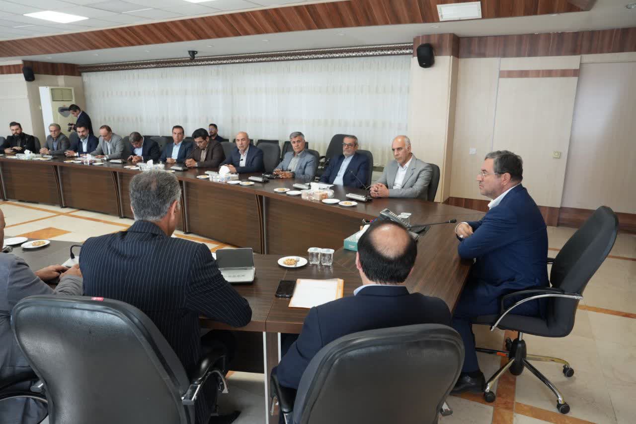 برگزاری جلسه ستاد عالی سرمایهگذاری و تولید آذربایجانغربی + تصاویر