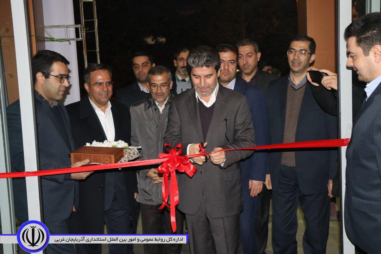 آلبوم تصویری / افتتاح نمایشگاه دستاوردهای پژوهش، فناوری و فنبازار دانشگاه ارومیه با حضور استاندار آذربایجان غربی