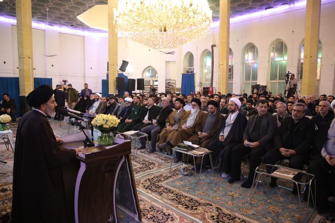 برگزاری آیین گرامیداشت سالروز 2 بهمن 1357 در ارومیه + تصاویر