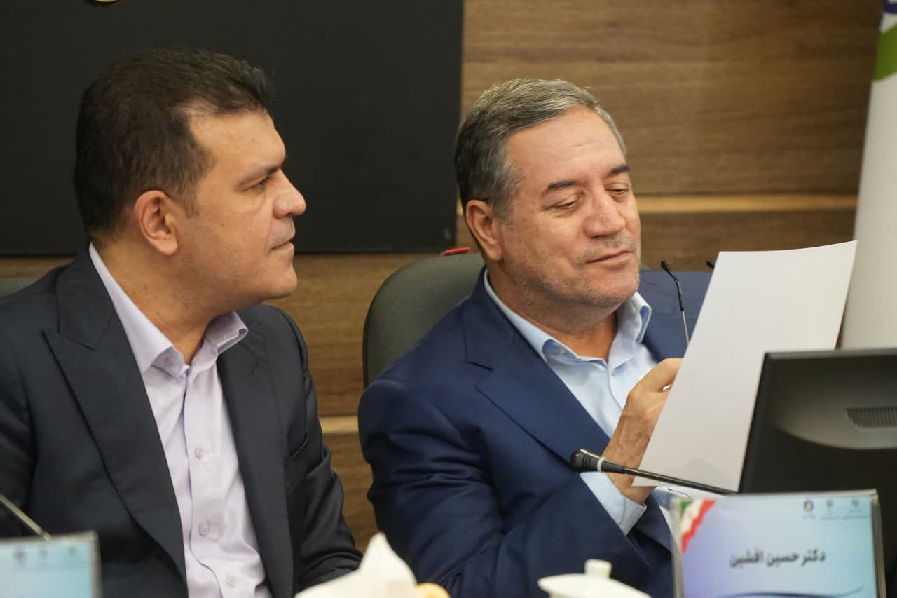 نخبگان آذربایجانغربی در مسیر نقشآفرینی برای آیندهای دانشبنیان + تصاویر