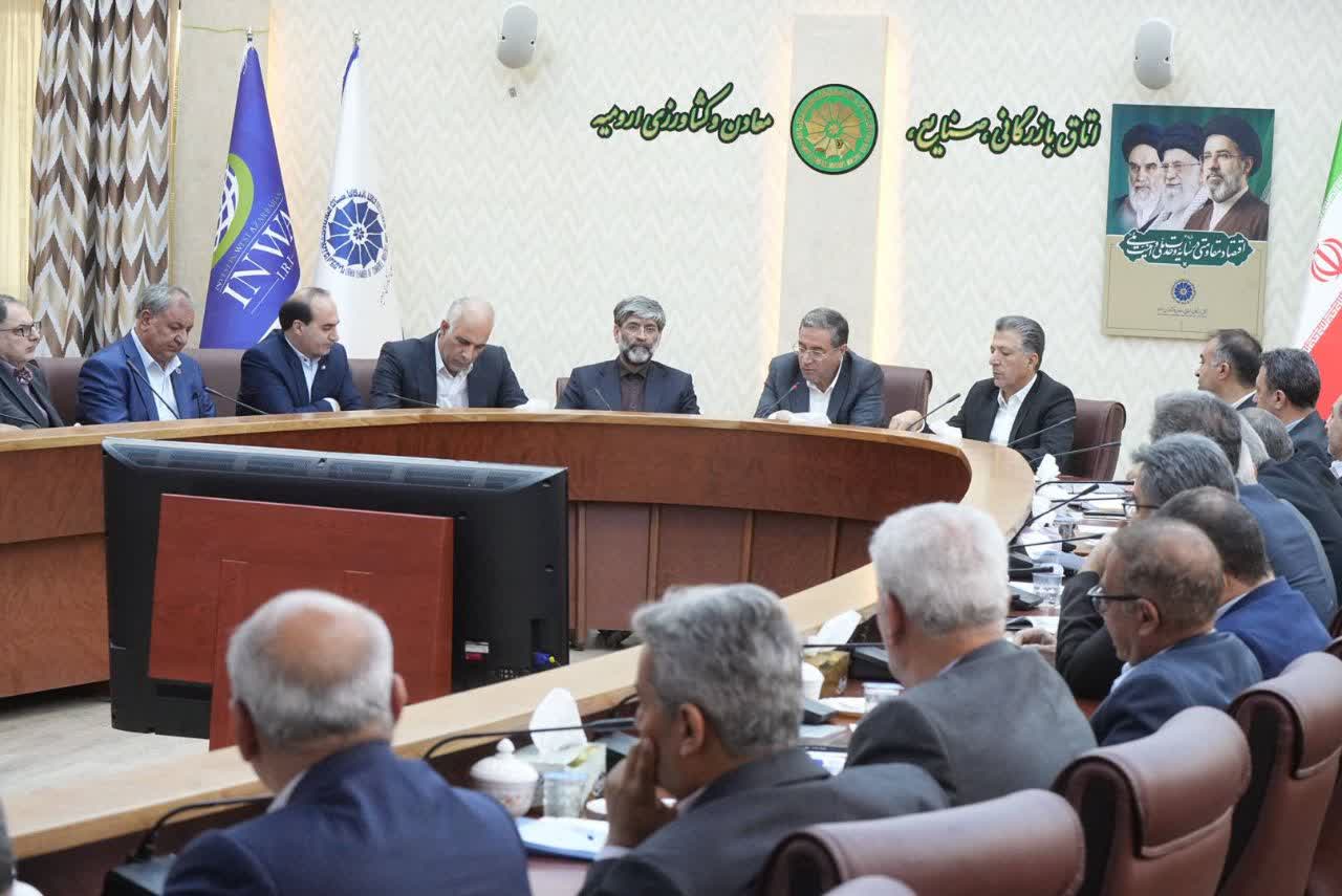 برگزاری نشست شورای گفت‌وگوی دولت و بخش خصوصی آذربایجان‌غربی + تصاویر