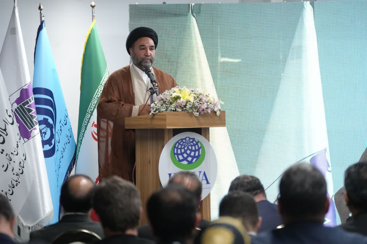 آلبوم تصویری / برگزاری آیین بهرهبرداری از مرکز ساخت و تولید طلا و جواهر در ارومیه