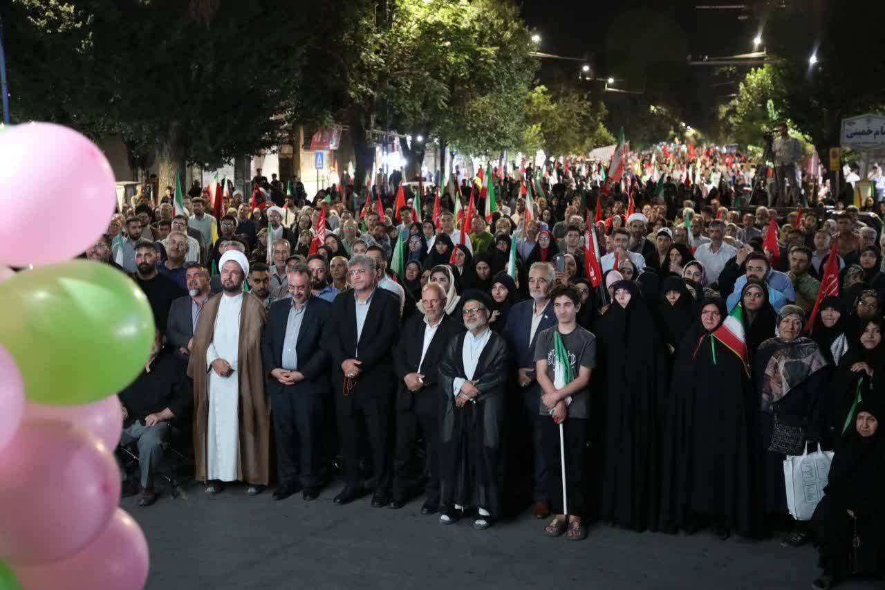 تداوم حضور شبانه شهروندان ارومیه + تصاویر